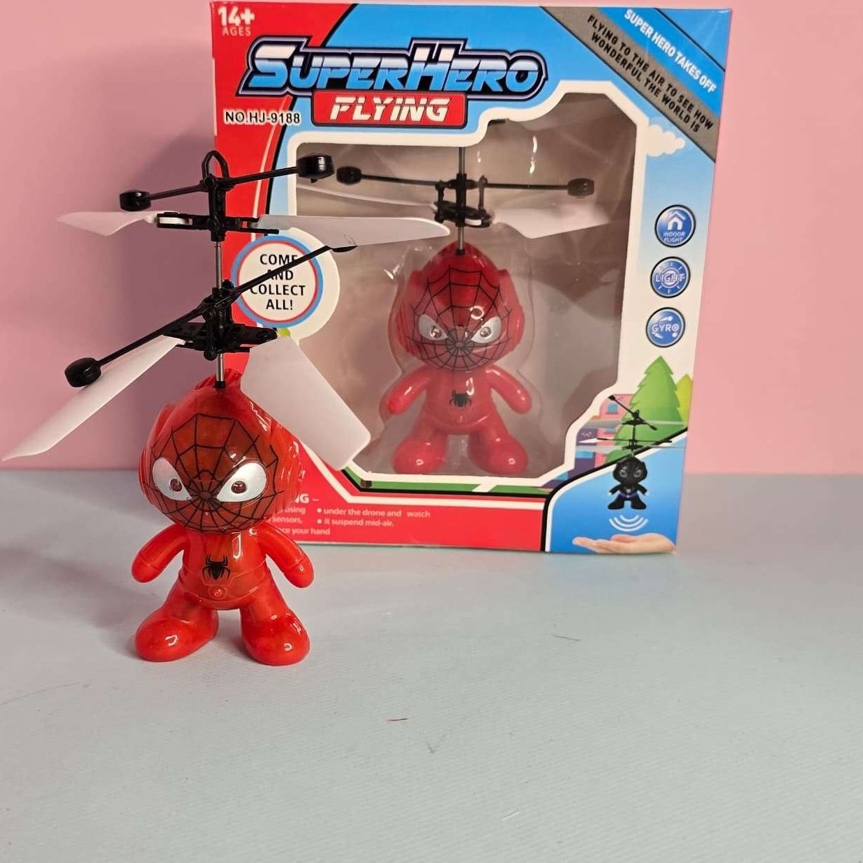 هلی کوپتر پروازی سنسور دار طرح اسپایدر من در ارزانترین فروشگاه اینترنتی ایران ارزان