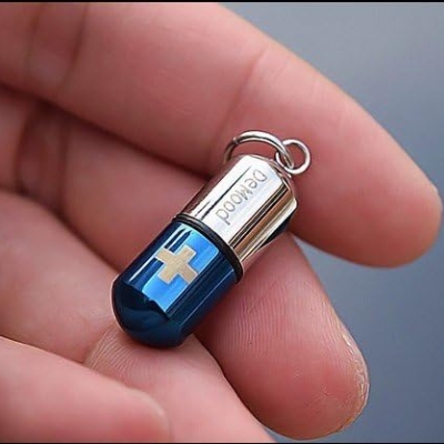 پلاک گردنبند کپسول عشق آبی نقره ای باز شو ارزانترین فروشگاه اینترنتی