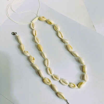 ست دستبند و گردنبند صدفی ساده