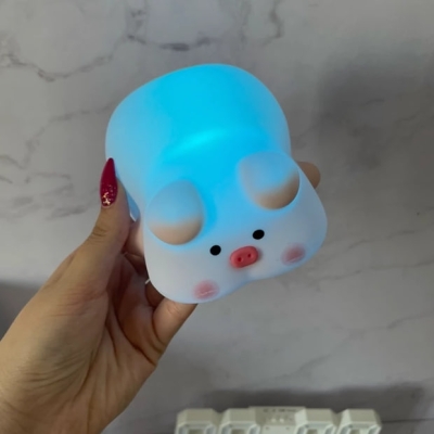 چراغ خواب سلیکونی خوک اورجینال نور رنگی ارزانترین فروشگاه اینترنتی