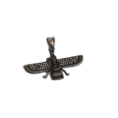 پلاک فروهر سایز متوسط رنگ نقره ای کد 6 در ارزانترین فروشگاه اینترنتی ایران ارزان